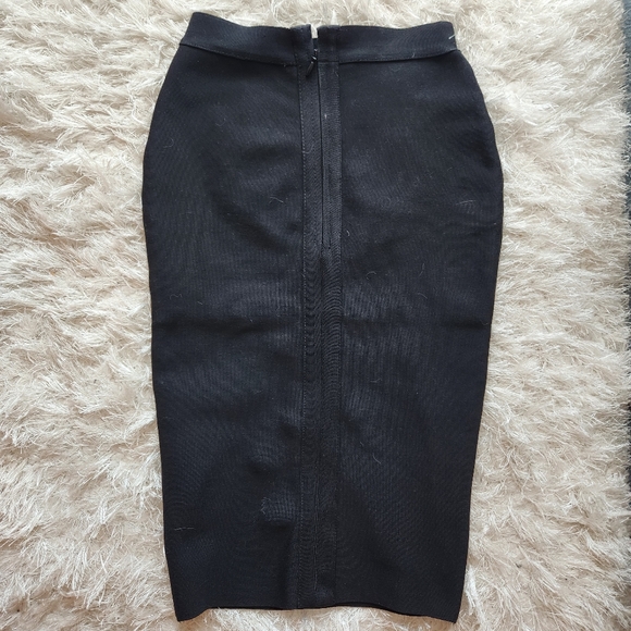 AKIRA Chicago Red Label Black Bodycon Stretch Pencil Skirt, Size Small - Picture 2 of 11